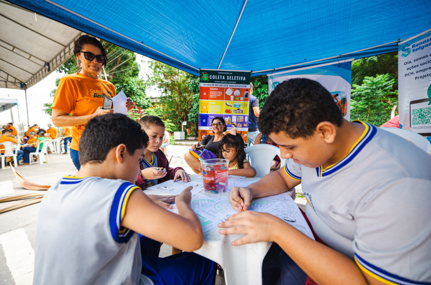 Alunos de escolas municipais também participaram das atividades.  Foto: Jonathan Lins/Secom Maceió