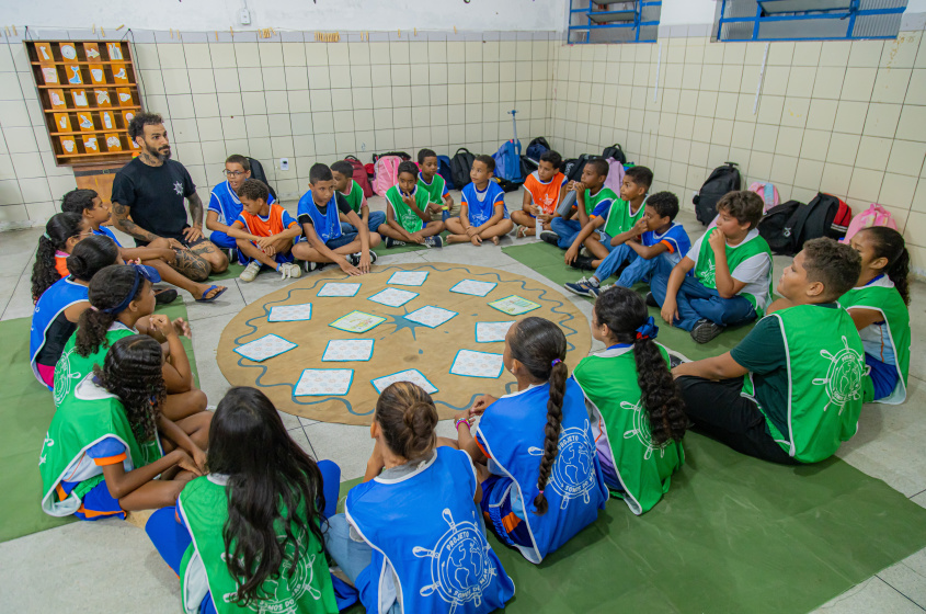 Oficina OCEAMO na Escola Municipal Marechal Floriano Peixoto. Foto: Carol Cordeiro / Ascom Semed