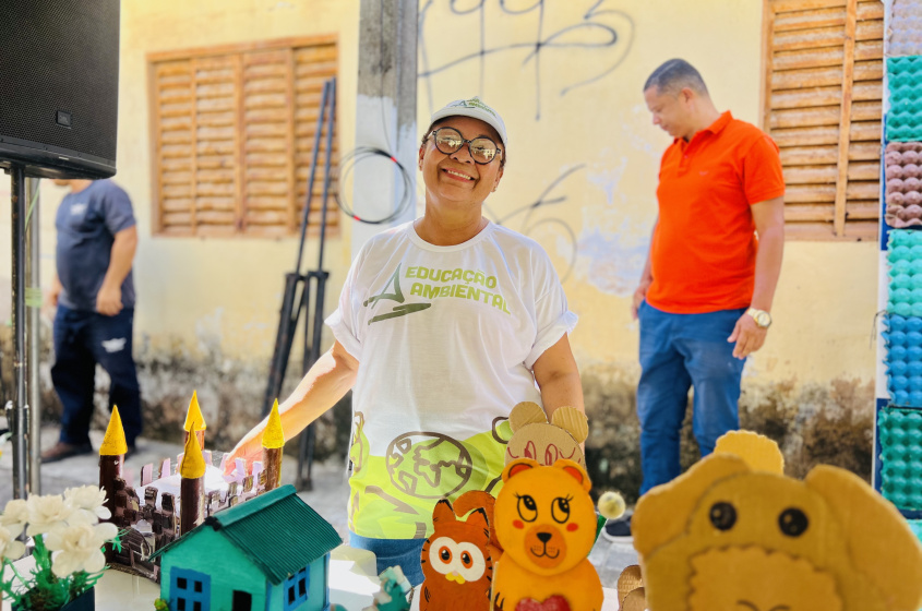 Ação teve a exposição de brinquedos sustentáveis. Foto: Crystália Tavares/Ascom Alurb