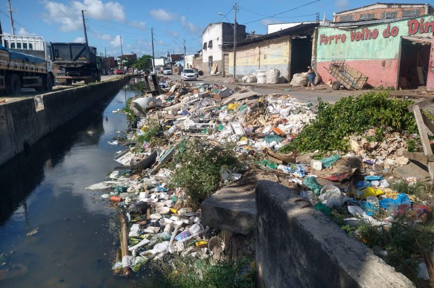 Ponto de lixo no bairro do Prado, onde a Sudes retira mais de 40 toneladas mensais. Foto: Ascom Sudes