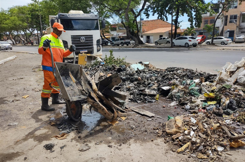 Mais de 30 mil toneladas de lixo foram recolhidas em agosto. Foto: Ascom Sudes