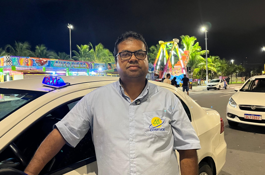 Ademauro é taxista há 20 anos e aprova os grandes eventos. Foto: Ascom DMTT
