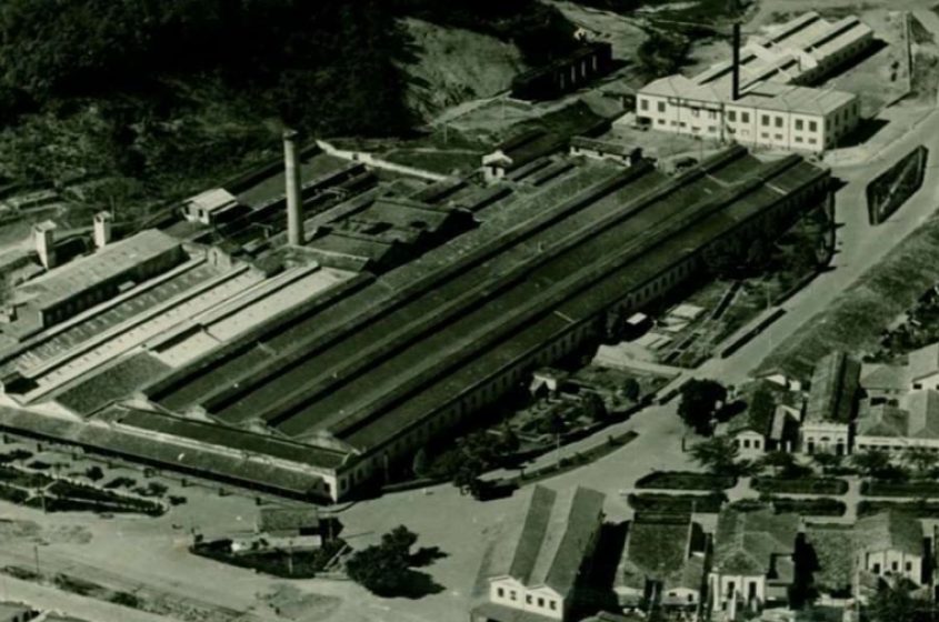 Fábrica Carmen ainda em funcionamento, no século passado / Foto: Autor desconhecido
