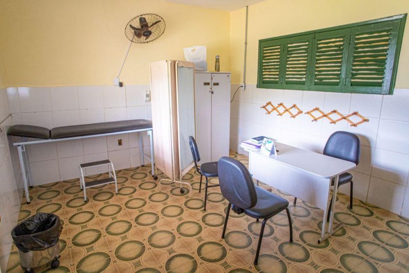 Consultório médico foi montado em novo espaço da creche. Foto: Célio Júnior/Secom Maceió