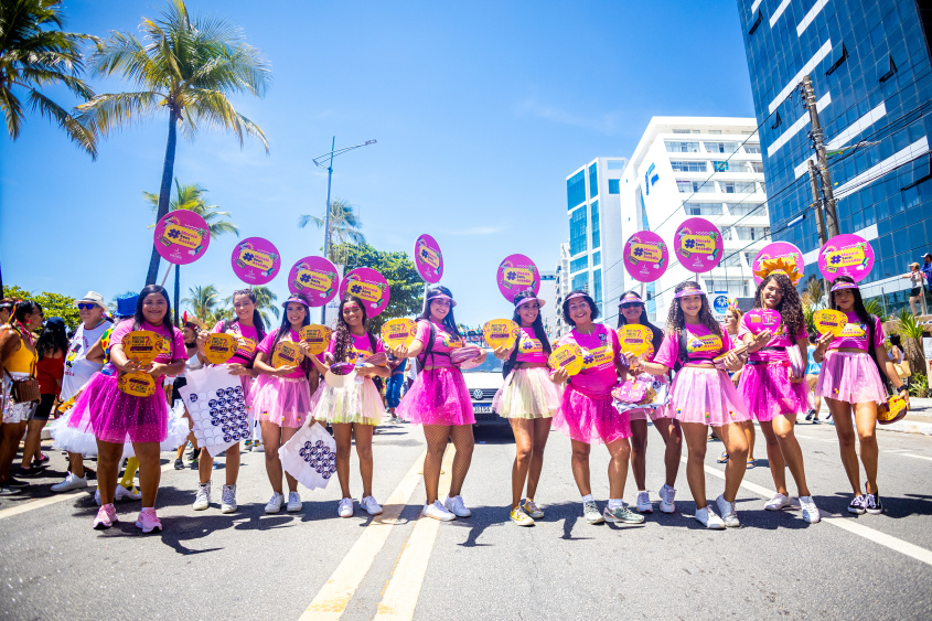 Equipes da Secretaria da Mulher estarão nas prévias de Carnaval neste sábado (22), na orla de Ponta Verde. Foto: Felipe Sóstenes