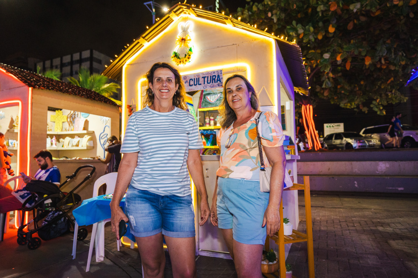 Evanir Lima e Elenice Maria aproveitaram a oportunidade para valorizar as ações do Caps. Foto: Jontahan Lins / Secom Maceió
