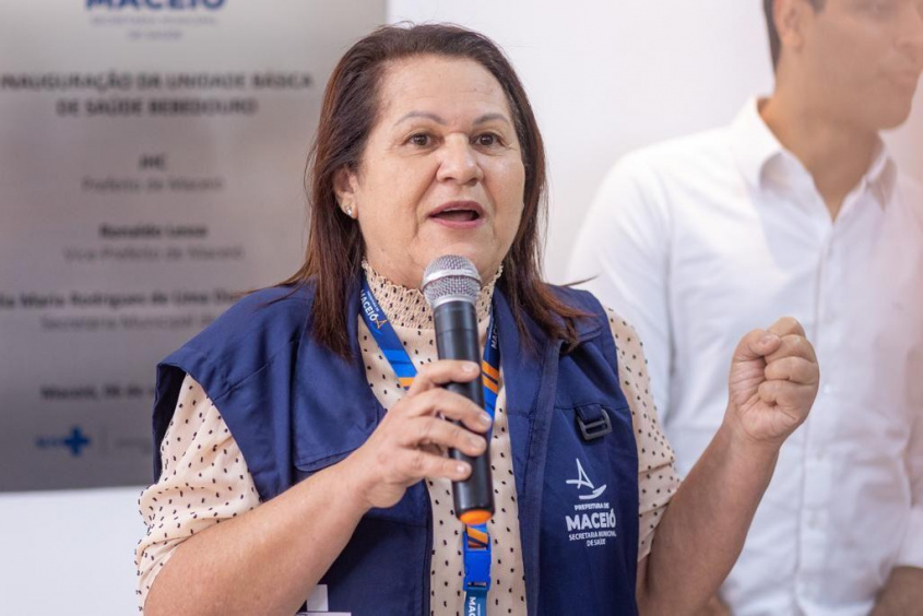 Secretária de Saúde de Maceió, Célia Fernandes, ressalta assistência à população. Foto: Itawi Albuquerque/Secom Maceió