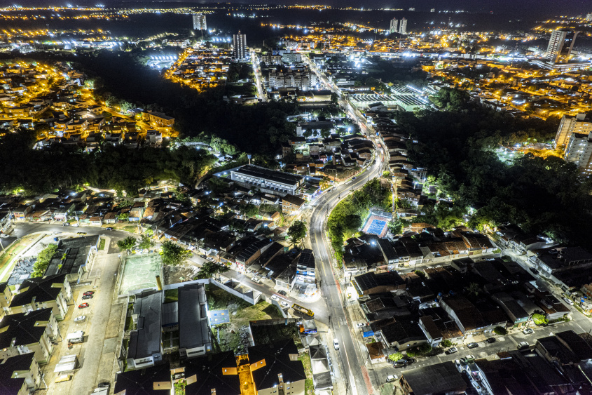 Bairro Ouro Preto ganha mais de 200 novos equipamentos em LED. Foto: Célio Júnior/Ascom Ilumina