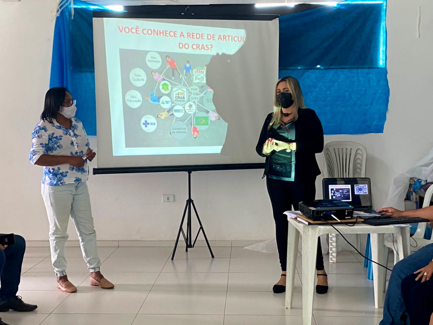 O equipamento social foi apresentado pela coordenadora Mariele Santos. Foto: Cras Cidade Sorriso