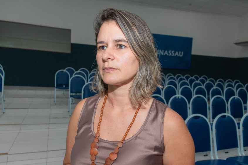 Juliana Maia, profissional de Educação Física do Serviço de Atenção à Saúde do Servidor (Sass). Foto: Victor Vercant/Ascom SMS
