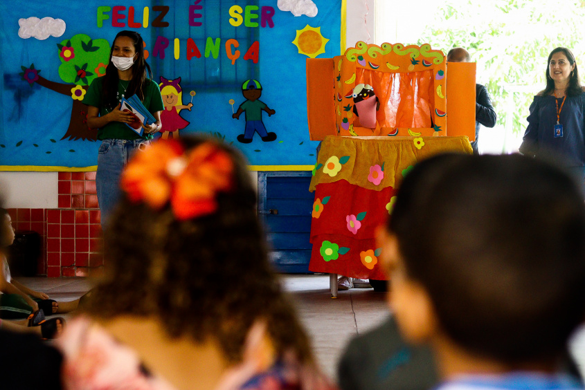 Show de fantoches ensinou as crianças a ter uma alimentação saudável. Foto: Vinicius Moreira/Ascom Semed