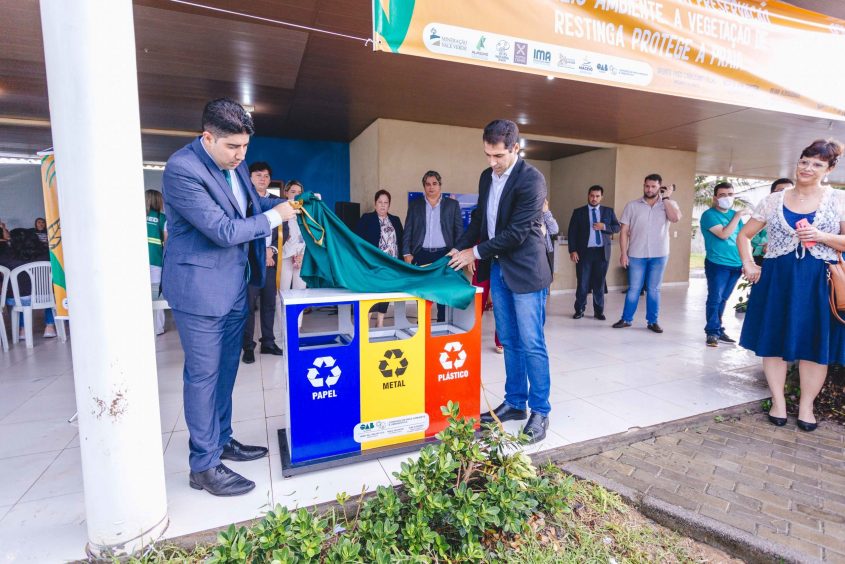 Ponto instalado terá seus recicláveis recolhidos pela Cooplum. Foto: cortesia Ascom OAB/AL