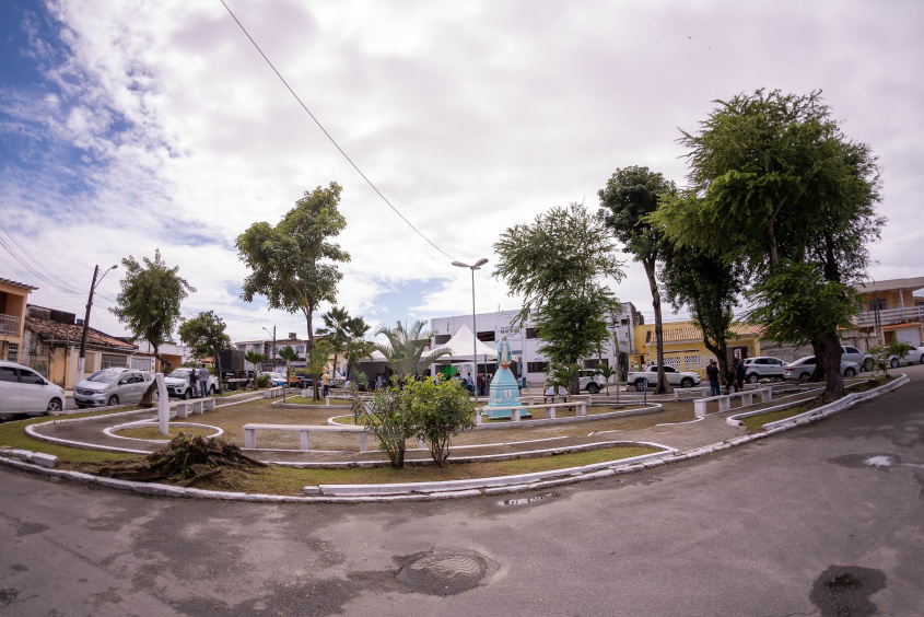 Praça no entorno será utilizada para atividades com idosos. Foto: Itawi Albuquerque/Secom Maceió