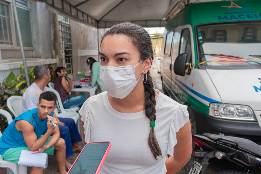 Assistente social, Ana Lucena, destaca atendimento odontológico ofertado pela Prefeitura de Maceió. Foto: Victor Vercant/Ascom SMS
