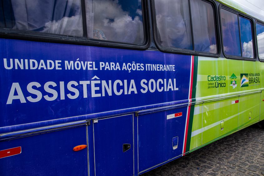 Unidade móvel do Cadúnico visitará bairros da capital para atualizar cadastros de beneficiários. Foto: Alisson Frazão/Secom Maceió