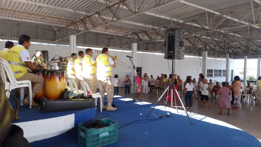 Atividade contou com a apresentação da banda musical do Programa Ronda no Bairro. Foto: Cras Área Lagunar