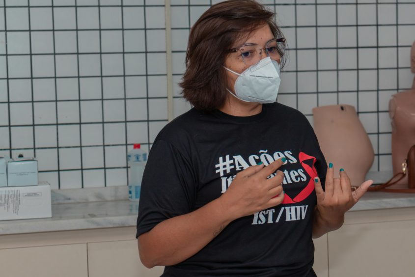 Sandra Gomes, psicóloga da Gerência de IST/Aids e Hepatites. Foto: Victor Vercant/SMS
