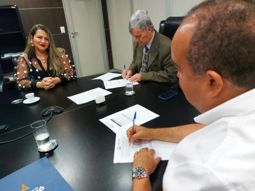 Termo de cooperação entre Semas e TJ/AL vai levar ações de cidadania aos maceioenses. Foto: Luiz Felipe Pimentel (estagiário)/Ascom Semas