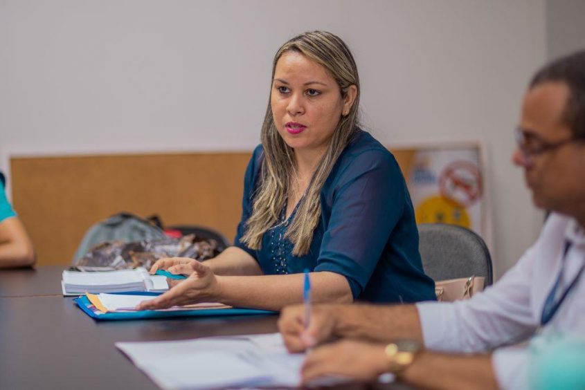 Assessora técnica do Cosems/AL, Larissa Guimarães, destacou participação da Prefeitura na comunidade da Fiocruz. Foto: Itawi Albuquerque/Secom Maceió