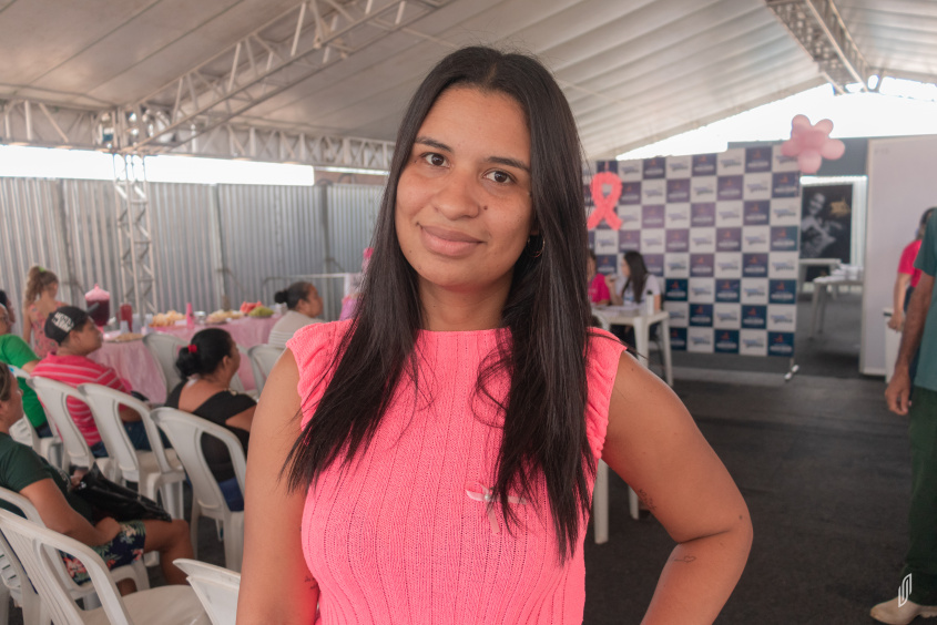 Supervisora do Saúde da Gente, Beatriz Souza, destacou que o foco da frente de Saúde da Mulher sempre foi no rastreamento de câncer de mama e colo uterino. Foto: Victor Vercant/Ascom SMS