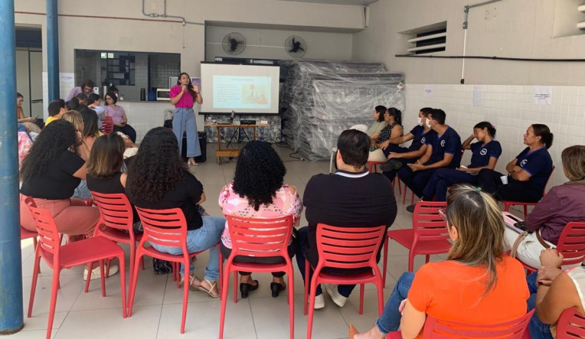 Palestra aborda combate à violência doméstica e familiar contra a mulher. Foto: Matheus Silvino (estagiário)/Ascom Semdes