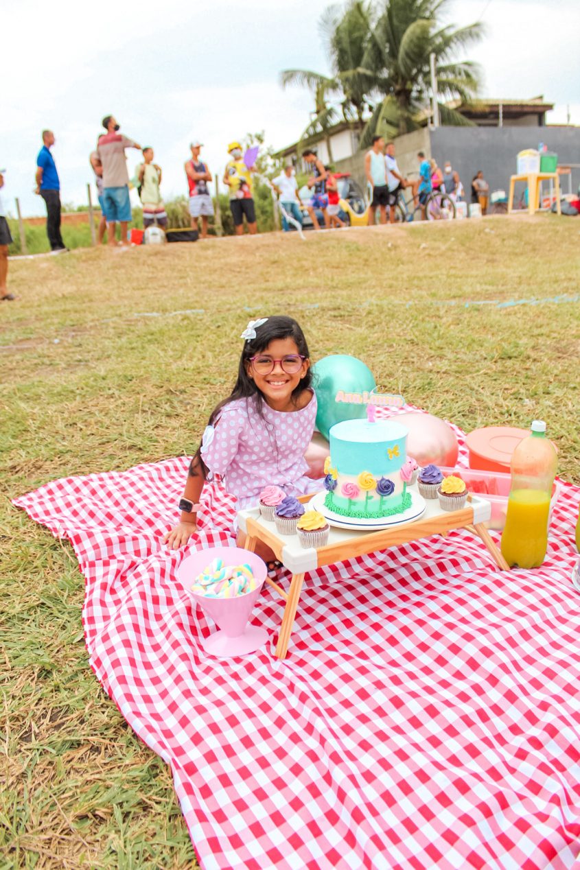 Ana Laura comemorou seu aniversário de 8 anos com piquenique no Mirante. Foto: Bárbara Wanderley/Secom Maceió