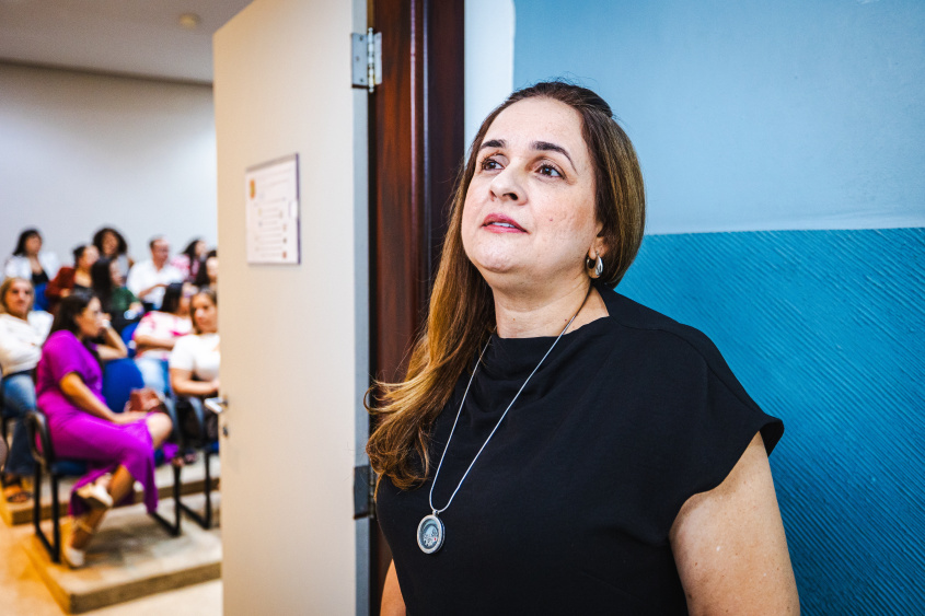 Edjane De Biase, tutora do método canguru. Foto: Jonathan Lins/ Secom Maceió