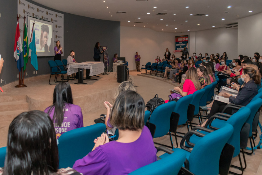 Campanhas encerram com capacitação de profissionais da saúde para acolher as mulheres. Foto: Victor Vercant/Ascom SMS