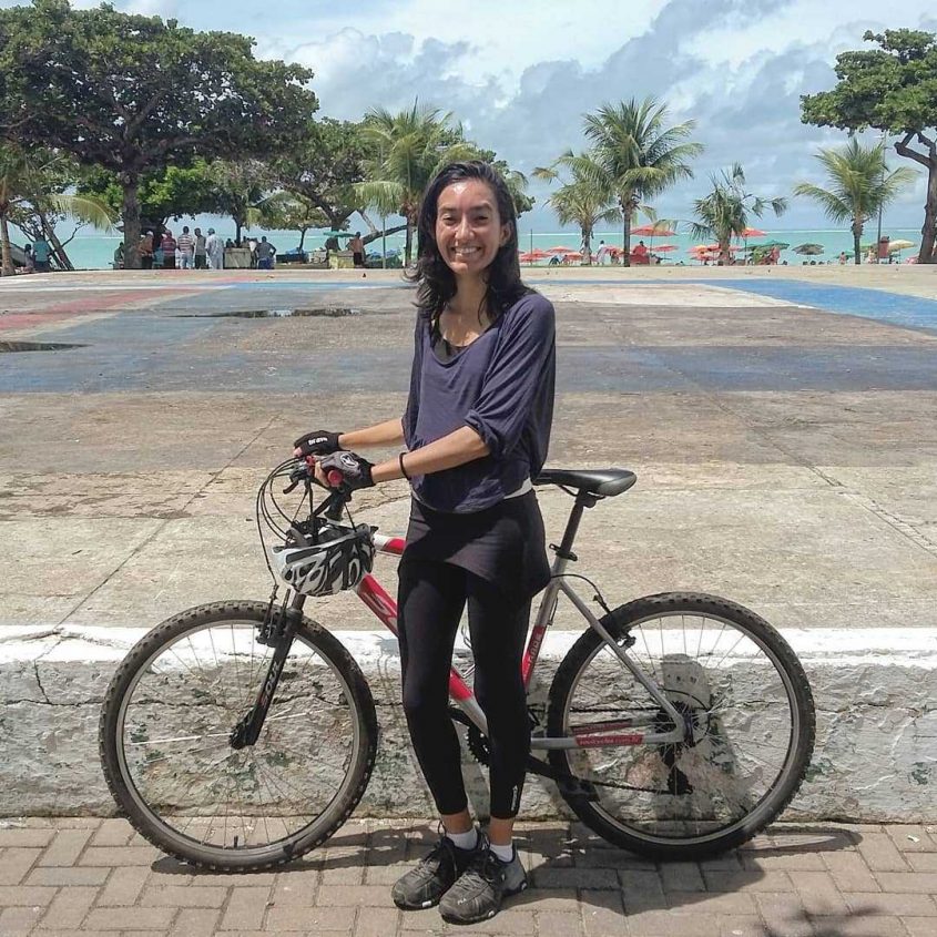 Ciclista, Nayara Tayrona, relata expectativa na obra da ciclovia. Foto: arquivo pessoal