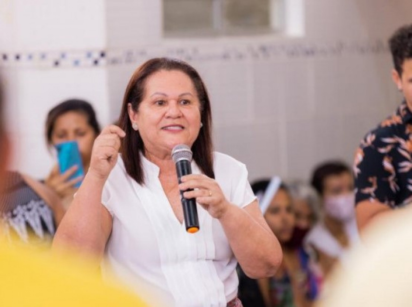 Secretária de Saúde de Maceió, Célia Fernandes, reforça investimento do município para melhorar a assistência. Foto: Edvan Ferreira / Secom Maceió