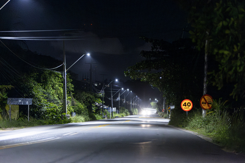 Rodovia AL-101 Norte com iluminação em Led. Foto: Célio Júnior/Ascom Ilumina