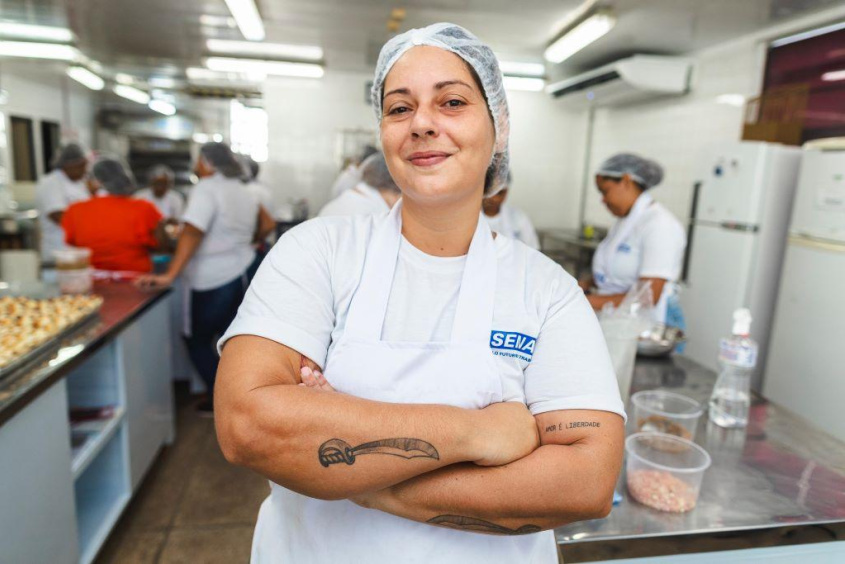 Lídia Pereira investe em qualificação para atuar na área de alimentos. Foto: Alisson Frazão/ Secom Maceió