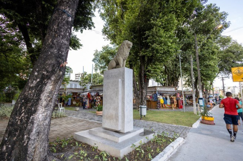 Praça Lions. Foto: Felipe Sostenes