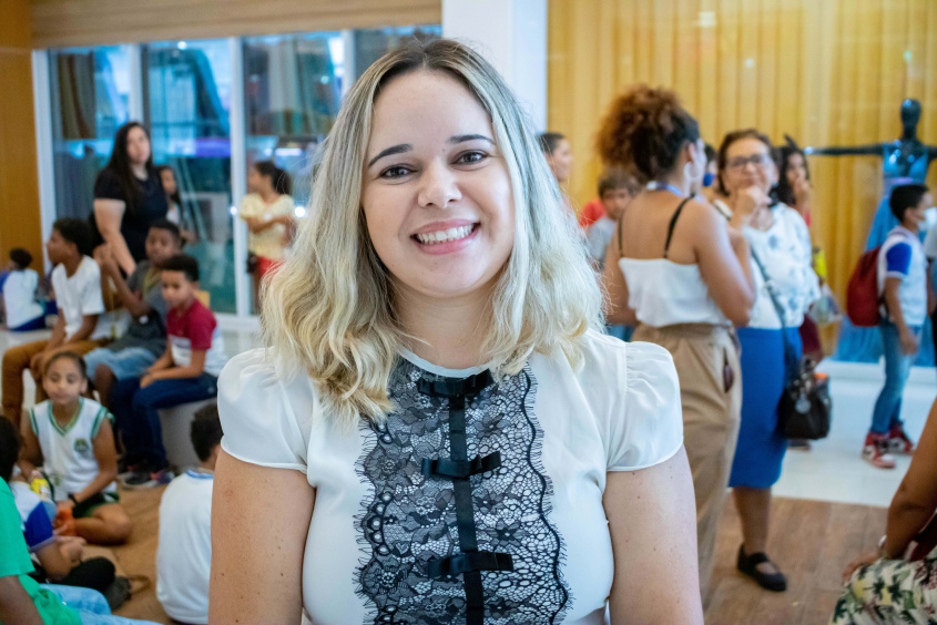 A professora Rosa Mística Machado acredita que o Dia do Professor é um momento de reflexão sobre a importância dessa profissão. Foto: Hilderlan Oliveira/Ascom Semed