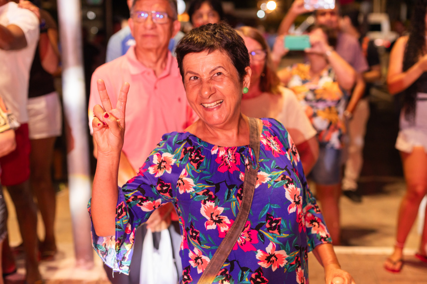 Zuleica Aparecida, turista de SP, se encanta com a festa e promete voltar com a família. Foto: Victor Vercant/Secom Maceió