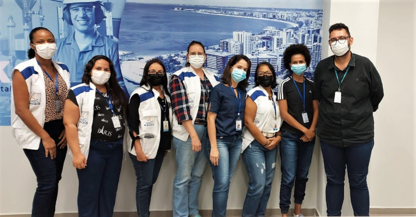 Profissionais que participaram da reunião. Foto: Vigilância Sanitária de Maceió