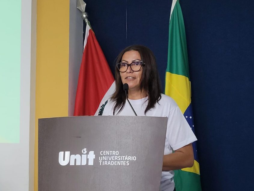 Coordenadora da Conferência e presidente do Conselho Municipal de Saúde, Flávia Citonio. Foto: Ascom SMS