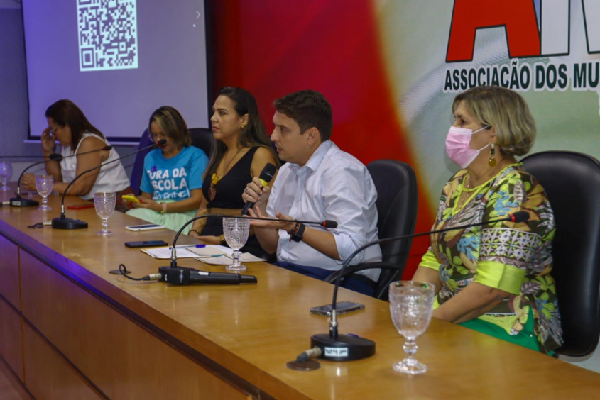 Secretário de Educação de Maceió pontuou importância da plataforma. Foto: Vinicius Marinho/Ascom Semed