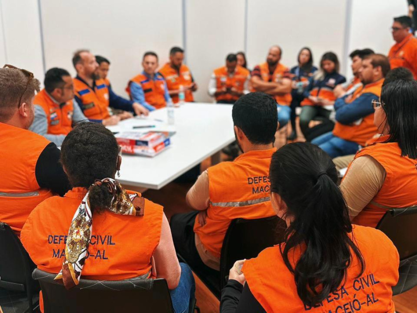 Reuniões de alinhamento para traçar os planos de trabalho de campo. Foto: Bruna Galvão/Governo do Estado do Rio Grande do Sul