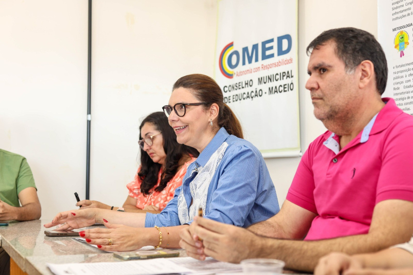 Secretária destaca papel do Comed na aplicação correta de recursos do Fundeb. Foto: Mariel Matias/Ascom Semed