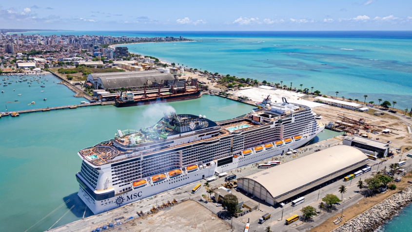 MSC Grandiosa atracado no Porto de Maceió. Foto: Itawi Albuquerque - Secom