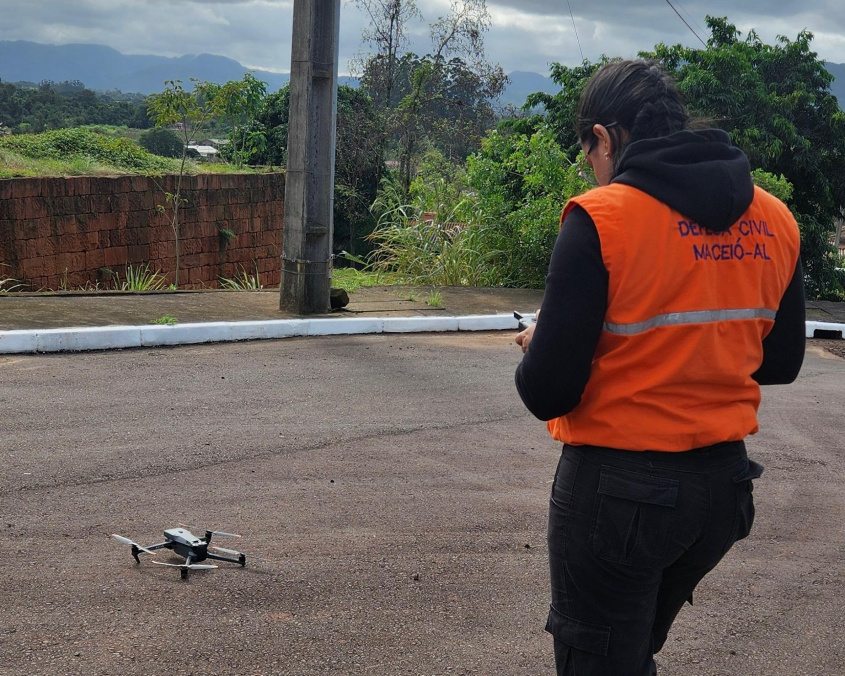 Dayanne Alexandre mapeou áreas atingidas em nove municípios gaúchos. Foto: Ascom Defesa Civil Maceió
