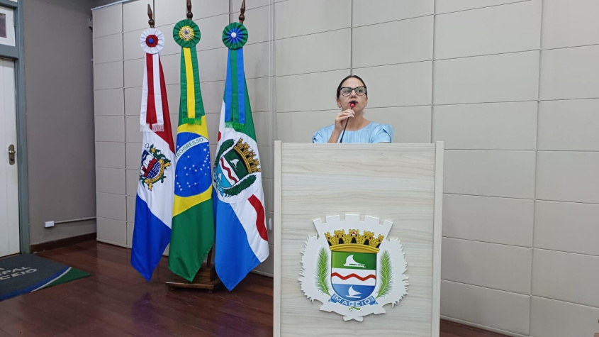 Subsecretária de Atenção à Saúde, Roberta Borges, apresentou o montante de recursos aplicados e execução da programa anual de saúde. Foto: Ascom SMS