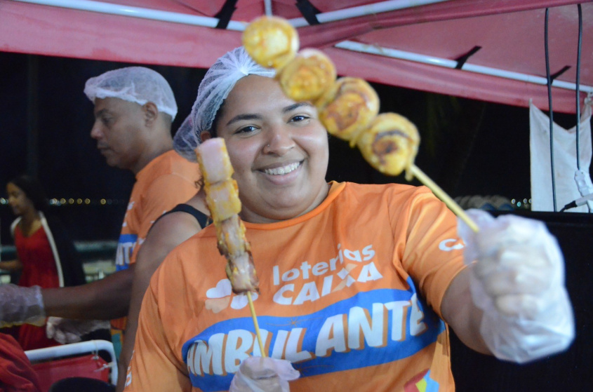 Gilcilene trabalhou pela primeira vez em um grande evento promovido pela Prefeitura e ficou satisfeita com o retorno. Foto: Beto Macário