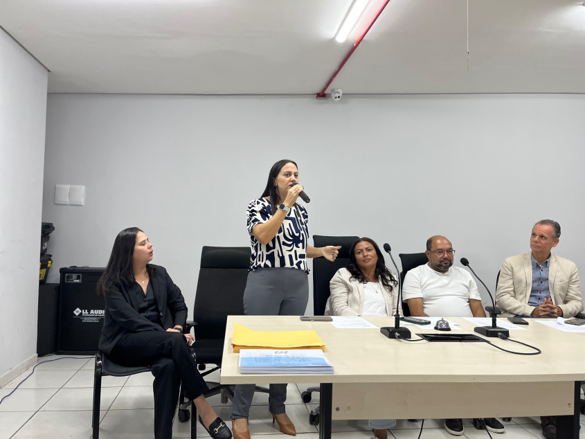 Roberta Borges, subsecretária de Atenção Primária da SMS, destacou que os conselhos de saúde são um olhar para completar o trabalho dos gestores. Foto: Ascom SMS