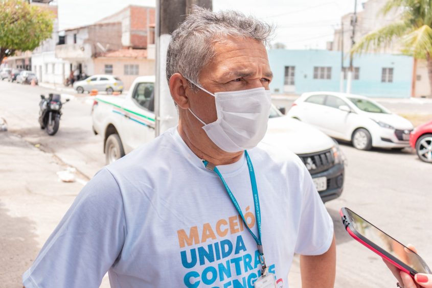 Coordenador de controle do Aedes aegypti de Maceió, Erivaldo Raimundo. Foto: Victor Vercant/Ascom SMS