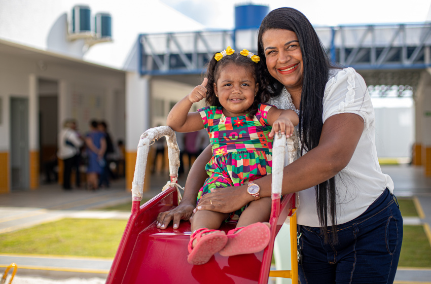 Mães renovam esperança em matricular filhos nas creches do Cidade Sorriso I e Conjunto Maceió I