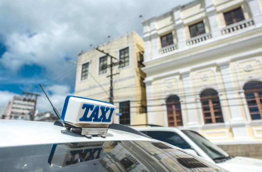 SMTT continua com mutirão de adesão ao Taxi.Rio.Maceió