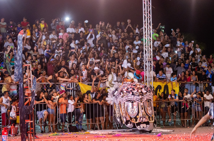 Primeira noite do Festival Bumba Meu Boi lota arena no Jaraguá