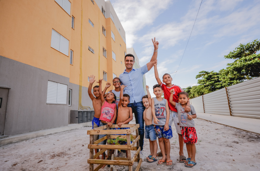 Sonho da casa própria: prefeito JHC entregou mais de 2.000 casas em 2022